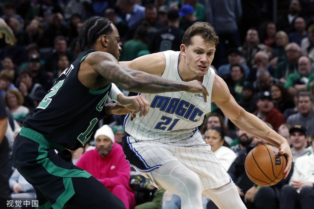 了自己的名 了自己的名